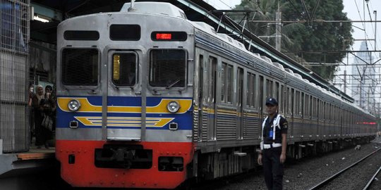 Awal Pekan, Penumpang KRL Turun Tipis 151.080 Orang