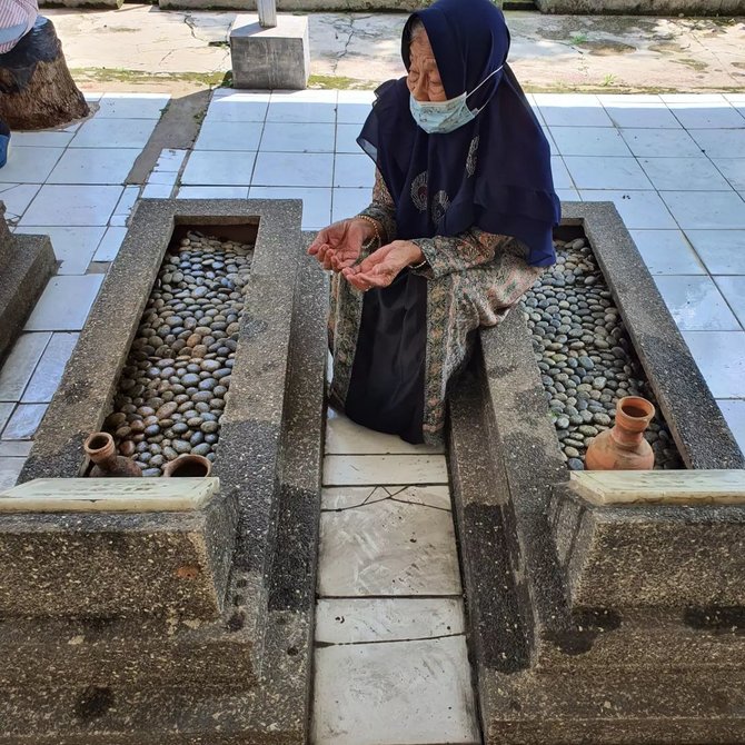 sosok ibu tercinta eks wakapolri komjen nanan soekarna