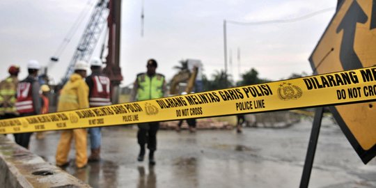 Mobil Tabrak Pembatas Tol Permai, Penumpang Terpental lalu Tewas Tertabrak