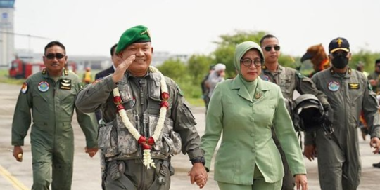 TNI Mendadak Masuk Got Untuk Lakukan Ini, Kasad Dudung Langsung Bereaksi