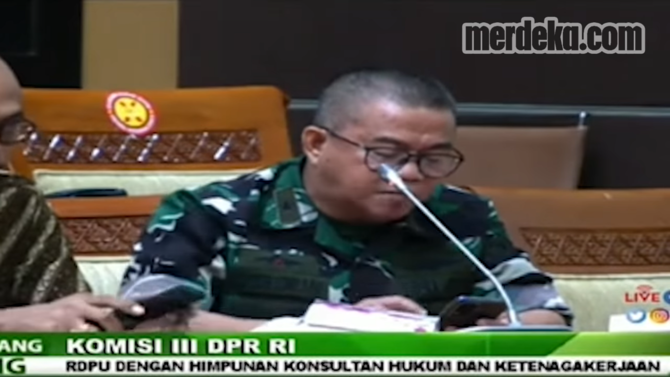 brigjen junior staf khusus kasad ke gedung dpr