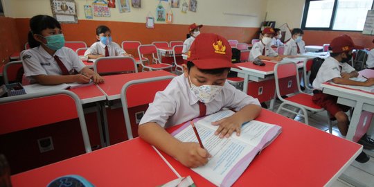 Orang Tua Siswa Bisa Ajukan Surat Keberatan PTM di Depok, Begini Aturannya