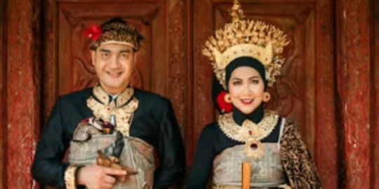 5 Potret Prewedding Venna Melinda dan Ferry Irawan, Kece Banget Pakai Baju Adat Bali