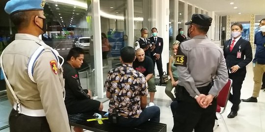 Emosi Ketinggalan Pesawat, WN Yordania Pukul Petugas Lion Air dan Polisi