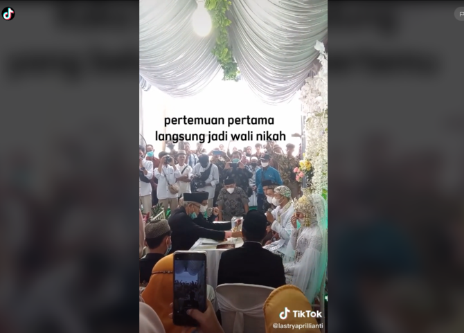 adik langsung jadi wali nikah di pertemuan pertama