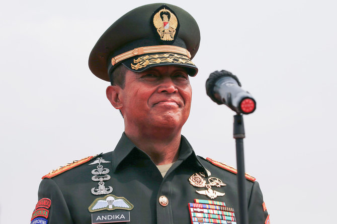 jenderal andika perkasa dan marsekal hadi tjahjanto sertijab panglima tni