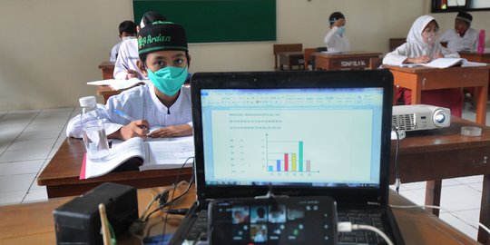 Wagub Sebut 22 Sekolah di Jakarta Masih Setop Sekolah Tatap Muka Karena Covid-19