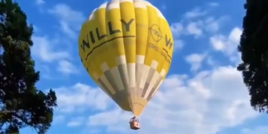 Tak Kalah Indah dari Cappadocia, Begini Sensasi Terbang di Atas Balon Udara Subang