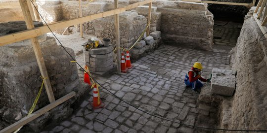 Gali Pondasi Masjid Agung Al-Nuri, Pekerja Temukan Ruang Salat Kuno dari Abad 12