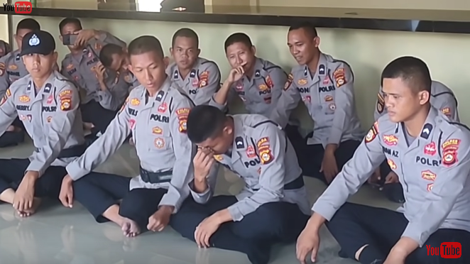 topi ini sakti bukan main ditakuti polisi