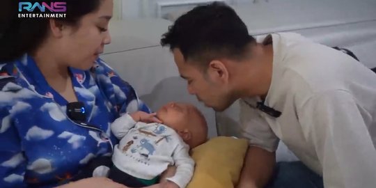 Berjuluk Bayi Sultan, Ini 5 Outfit Rayyanza Malik Ahmad yang Harganya Bikin Melongo