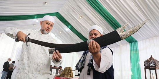 Masjid di Medan Ini Gelar Pameran Artefak Rasulullah, Ada Rambut hingga Sorban Nabi