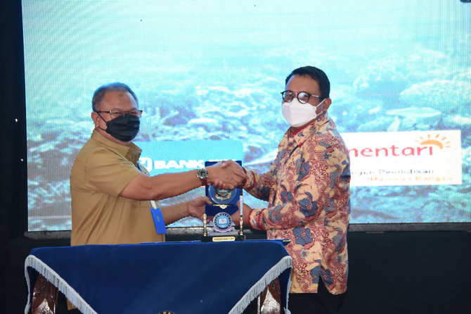 sekolah yayasan hang tuah amp bri permudah belajar di rumah dengan platform junio smart