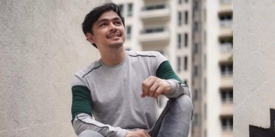 5 Artis Ini Masih Betah Melajang di Usia yang Tak Muda, Ada yang Sudah 50 Tahun Lebih