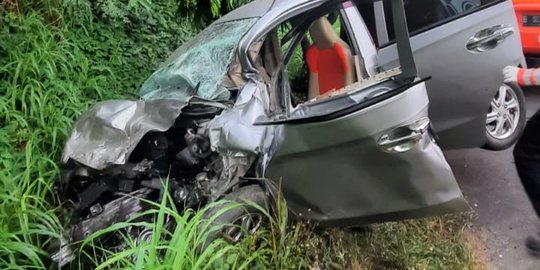 Diduga Sopir Mengantuk, Minibus Terlibat Kecelakaan di Tol Tangerang-Merak