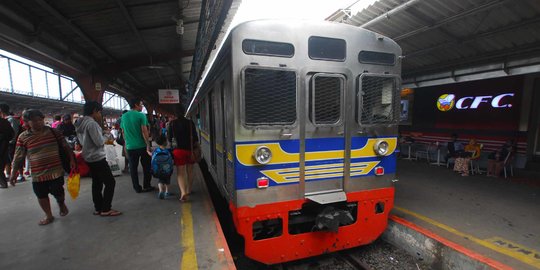 KRL Beroperasi Normal Saat Libur Tahun Baru Imlek