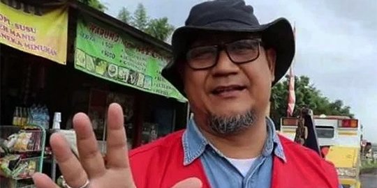 Siap Penuhi Panggilan, Edy Mulyadi Sudah Langsung Bawa Pakaian Ganti