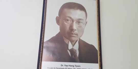 Cerita Dokter Mata Yap Hong Tjoen Gratiskan Pengobatan dan Beri Pasien Uang