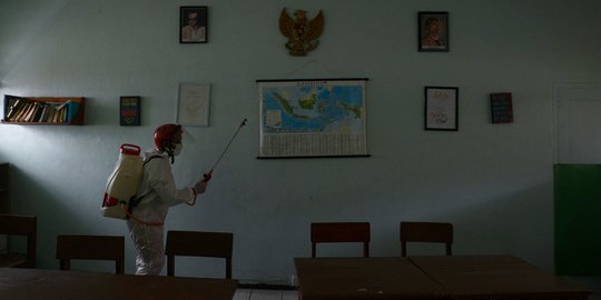 Pemprov DKI, Jabar dan Banten Diminta Segera Tutup Sekolah