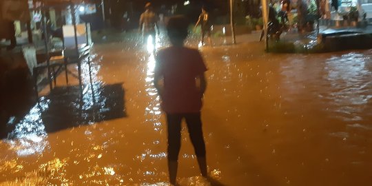 Banjir Rendam Puluhan Rumah Warga Solok Selatan, Satu Jembatan Putus