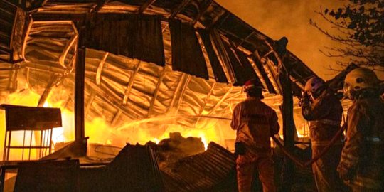 Tempat Relokasi Pasar Johar Semarang Terbakar