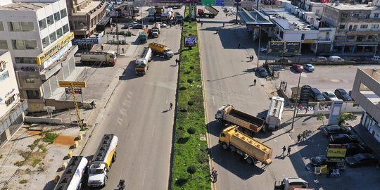 Protes Krisis Ekonomi, Sopir Truk Blokade Jalanan di Lebanon