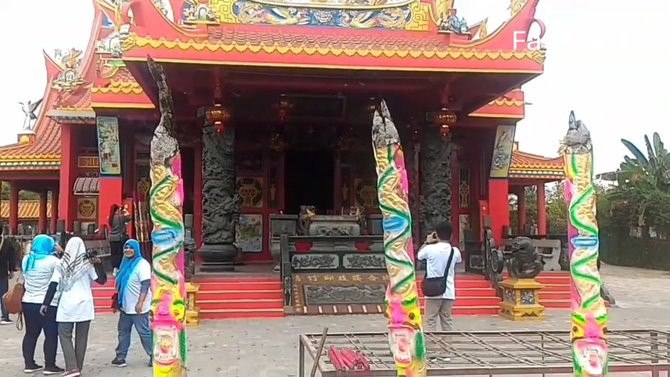 mengunjungi siu san keng vihara tertua di kota medan