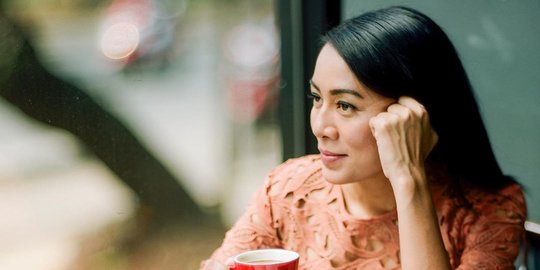 50 Kata-kata Bijak Dee Lestari, Inspiratif dan Penuh Makna