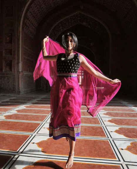 4 potret claresta taufan 039buku harian seorang istri039 dalam busana india makin cantik