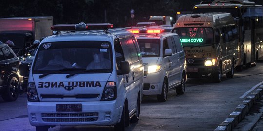 Sopir Ambulans Solo Raya Bersiaga Antar Jemput Pasien Covid