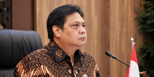 Airlangga: Pertumbuhan Ekonomi 2021 Didorong Pulihnya Sektor Industri & Perdagangan