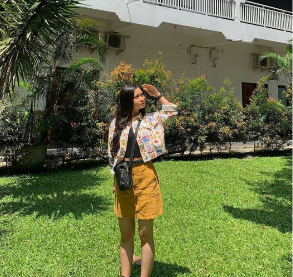 perankan zara di love story the series intip 4 potret ootd ratu aulia yang memesona