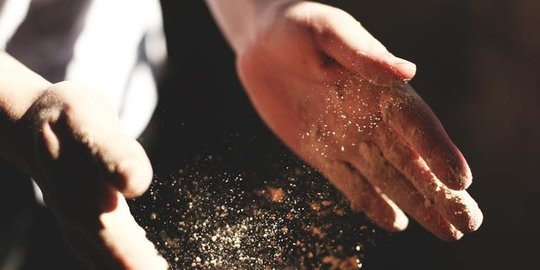 Bacaan Niat Tayamum Beserta Syarat, Tata Cara dan Doanya yang Perlu Diperhatikan