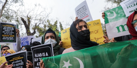 Video Perempuan Muslim Berhijab Dihina di India Tuai Kecaman