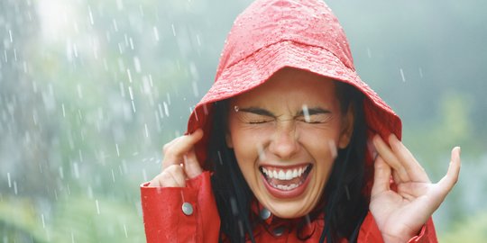 50 Kata Bijak Hujan Pagi Hari, Menyentuh Hati dengan Nuansa Melankolis