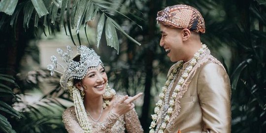 6 Artis yang Rilis Lagu untuk Pasangan, Terbaru Vidi Aldiano