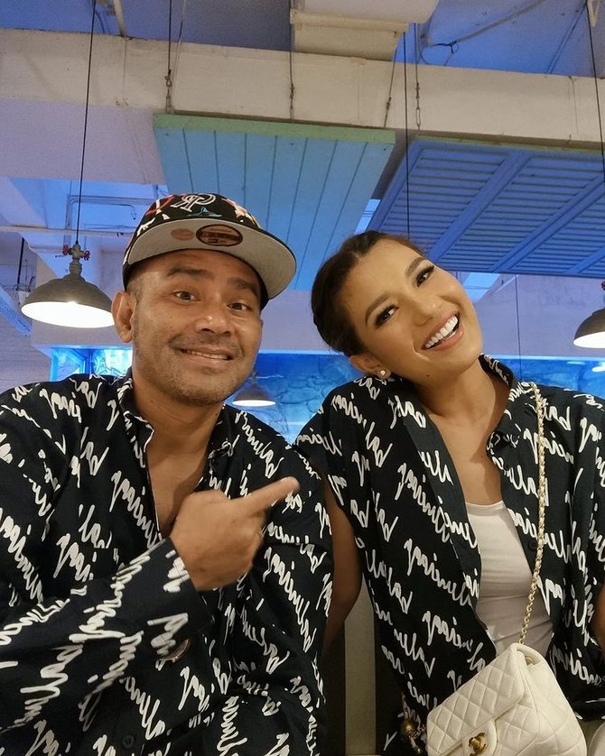 artis yang rilis lagu untuk pasangan
