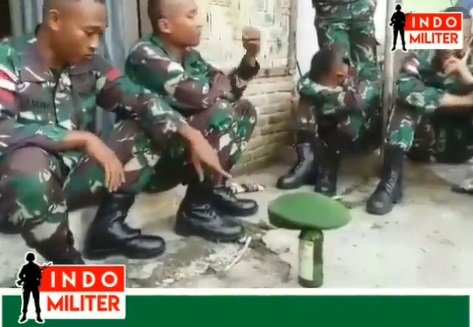 kocak junior tni ini melawan perintah senior 039ku kutuk kau jadi botol039