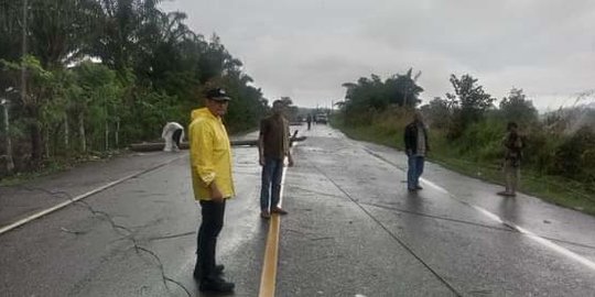 Hujan Deras, 13 Tiang Listrik di Kabupaten Bener Meriah Roboh
