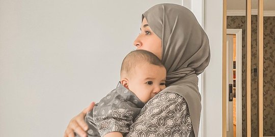 Baby Ukkasya Positif Covid, Zaskia Sungkar Beberkan Gejala yang Dirasakan