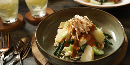 6 Sajian Manis Sedap Buat Temani Jam Makan Siang di Jakarta