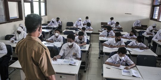 Kota Bekasi Berlakukan PTM Terbatas, Jam Pelajaran di Sekolah Dikurangi