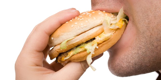 Dampak Makanan Cepat Saji bagi Kesehatan Tubuh, Bisa Pengaruhi Organ Vital
