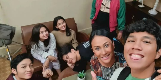 Kembali Bergabung, Ini Momen Reunian Pemain Lama Dari Jendela SMP di Cerita Baru