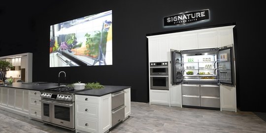 LG Debut Global Kulkas Premium Signature Kitchen Suite di KBIS 2022