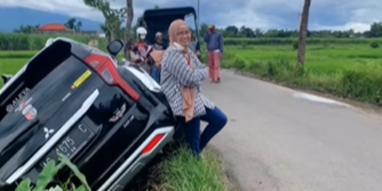 Bikin Konten Belajar Nyetir Mobil hingga Jatuh di Sawah, Perempuan Ini Malah Bangga