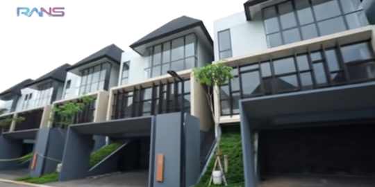 Seharga Rp5 Miliar, Intip Potret Rumah Merry Pemberian Raffi Ahmad