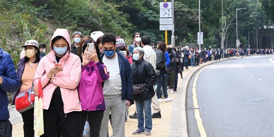 Banyak Pengemudi Truk Sayur & Unggas Positif Covid-19, Pasokan di Hong Kong Terancam