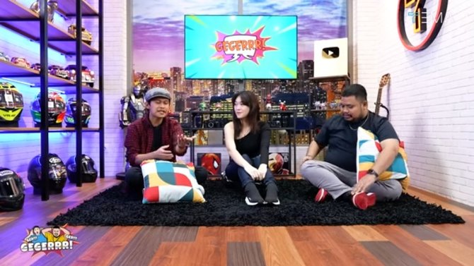 cerita gamers cantik livy renata