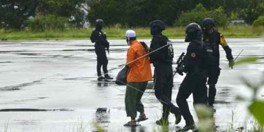 Densus 88 Tangkap Empat Terduga Teroris di Tiga Wilayah Jateng